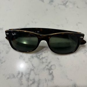 RayBan wayfarer Mini’s - tortoise (polarized)